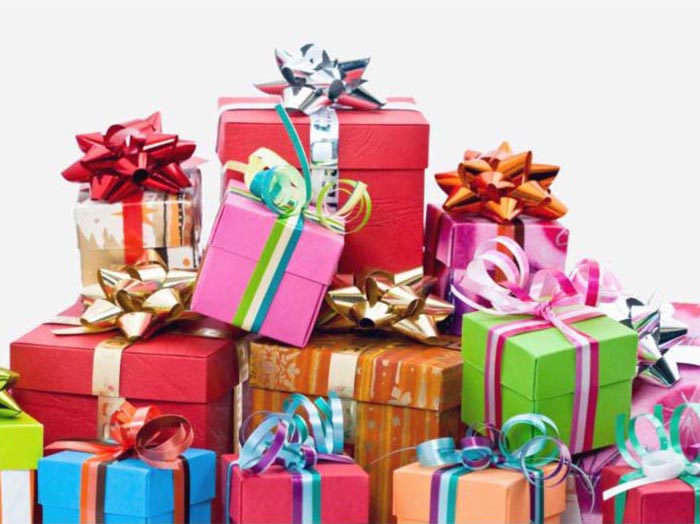 Painter Gift Distribution